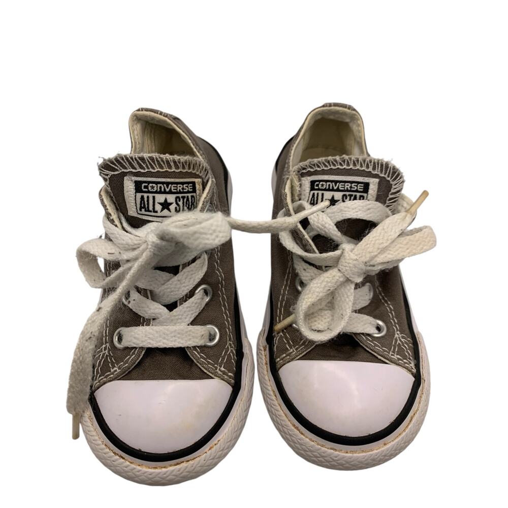 Chuck Taylor Low Top Infant Sneaker Size 7 Converse Gray
